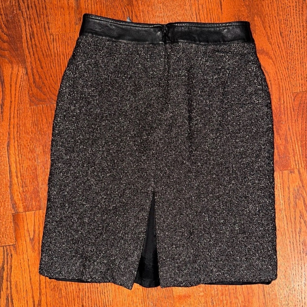 Vintage Kate Hill Wool Skirt with Leather Waist Band | Size 6 - Picture 4 of 9